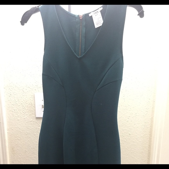BarIII mini green sleeveless dress - Picture 3 of 3
